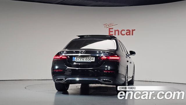 Mercedes-Benz E-Class из Кореи Encar