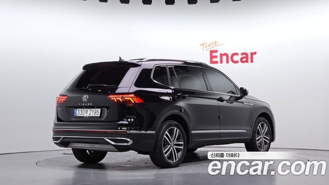 Volkswagen Tiguan 2.0 TSI Prestige — пробег 81 633 км — фото 2 из 5