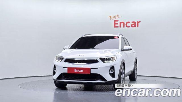 Kia Stonic из Кореи Encar