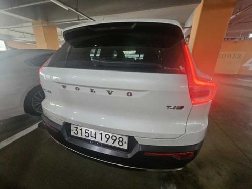 Volvo XC40 T4 Inscription — пробег 32 414 км — фото 3 из 5