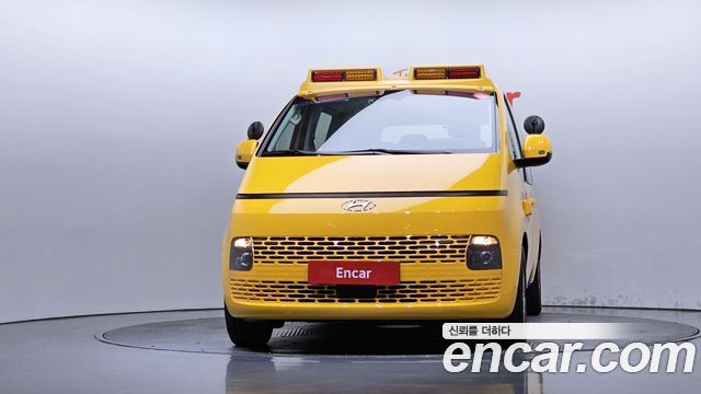 Hyundai Staria L3.5  Kinder Safety Car 11-Seater — пробег 33 686 км — фото 3 из 5