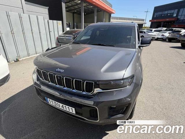 Jeep Cherokee 3.6 Overland — пробег 24 793 км — фото 2 из 5