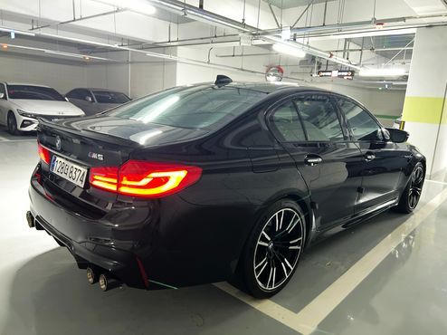 BMW M5 M5 Sedan — пробег 70 020 км — фото 4 из 5