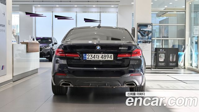 BMW 5-Series 520i M Sport — пробег 44 063 км — фото 4 из 5