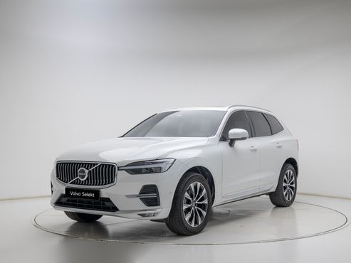 Volvo XC60 B5 Ultimate Bright — пробег 34 550 км — фото 1 из 5