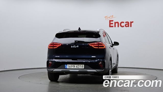 Kia Niro 1.6 HEV Signature — пробег 78 692 км — фото 4 из 5
