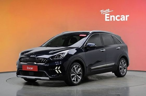 Kia Niro 1.6 HEV Signature — пробег 78 692 км — фото 1 из 5