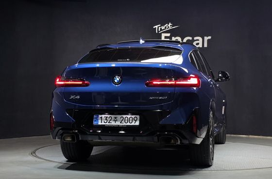 BMW X4 xDrive20i M Sports Pro — пробег 52 483 км — фото 4 из 5