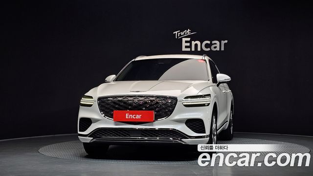 Genesis GV70 2.5T Gasoline 2WD — пробег 9 964 км — фото 3 из 5