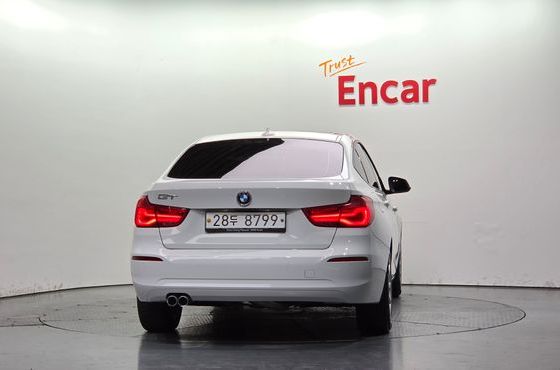 BMW Gran Turismo GT 320d — пробег 131 168 км — фото 4 из 5