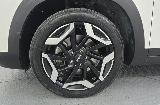Kia Seltos Gasoline 1.6 Turbo 2WD Signature — пробег 56 379 км — фото 5 из 5
