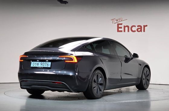 Tesla Model 3 RWD — пробег 13 279 км — фото 2 из 5