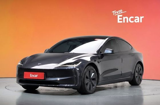 Tesla Model 3 RWD — пробег 13 279 км — фото 1 из 5