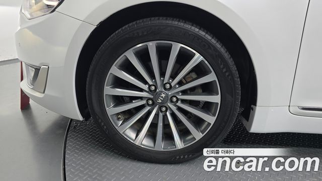 Kia K7 из Кореи Encar