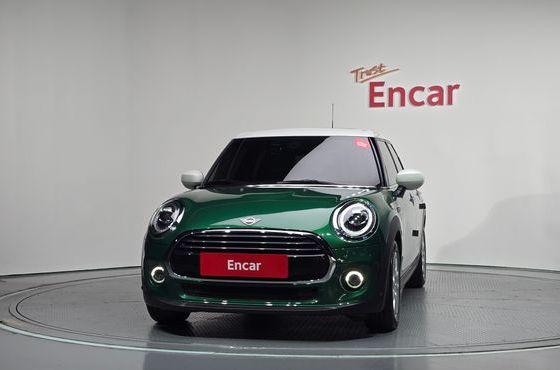 Mini Cooper 5Door HIGH 3rd — пробег 37 755 км — фото 3 из 5
