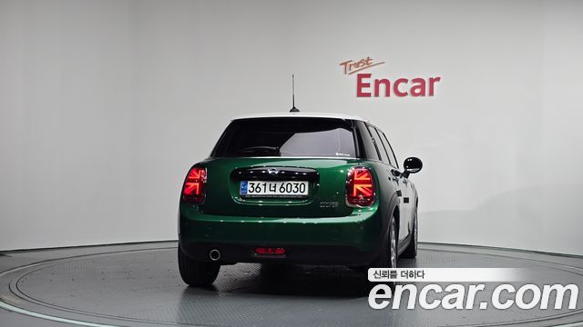 Mini Cooper из Кореи Encar