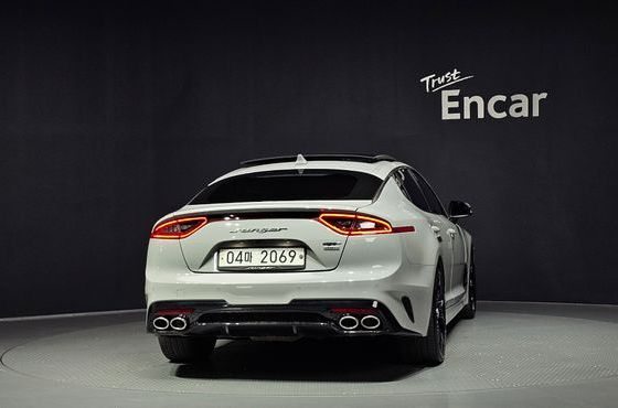 Kia Stinger 3.3 Turbo AWD GT — пробег 184 228 км — фото 4 из 5