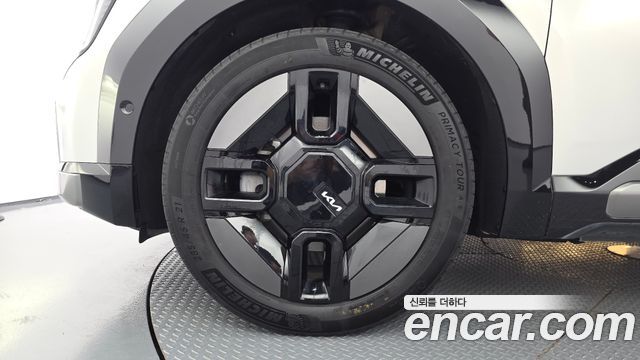 Kia EV9 из Кореи Encar