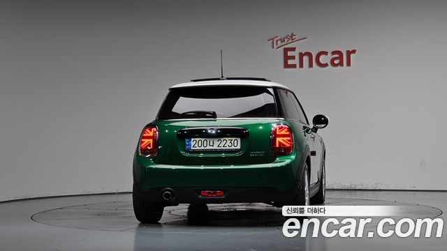 Mini Cooper HIGH Third Generation — пробег 33 132 км — фото 4 из 5