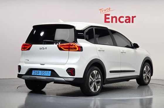 Kia Niro Earth — пробег 137 579 км — фото 2 из 5