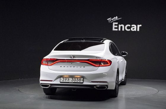 Hyundai Grandeur Exclusive — пробег 113 415 км — фото 4 из 5