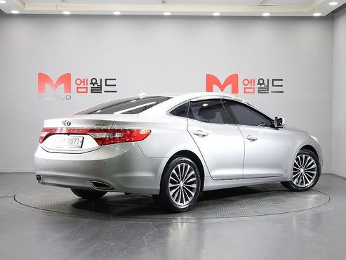 Hyundai Grandeur HG300 Premium — пробег 97 937 км — фото 3 из 5