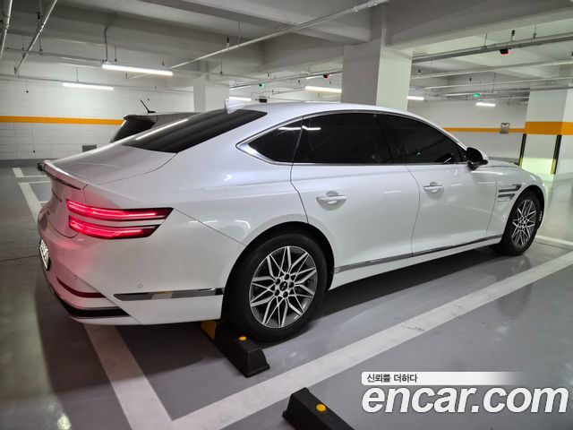Genesis G80 Gasoline 2.5 Turbo 2WD — пробег 854 км — фото 4 из 5