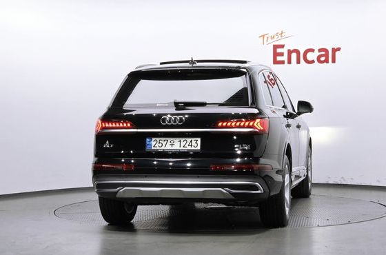 Audi Q7 45 TDI Quattro — пробег 78 447 км — фото 4 из 5