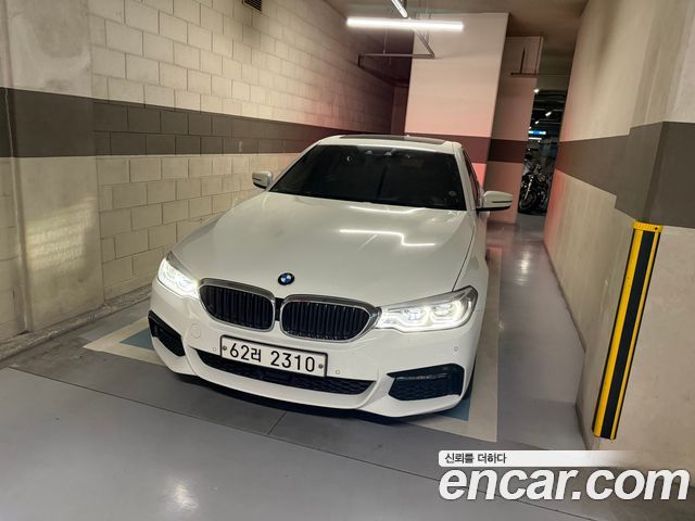 BMW 5-Series 530i M Sport Package Plus — пробег 54 600 км — фото 3 из 5