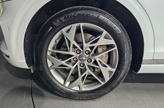 Genesis GV70 2.5T Gasoline AWD — пробег 89 730 км — фото 5 из 5