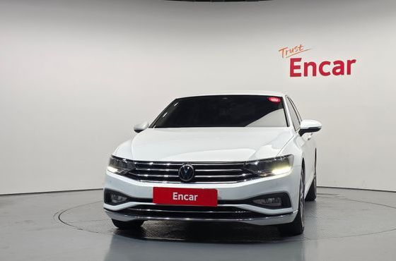 Volkswagen Passat 2.0 TDI Premium — пробег 54 942 км — фото 3 из 5