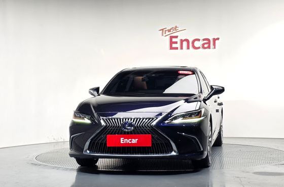 Lexus ES Executive — пробег 85 592 км — фото 3 из 5
