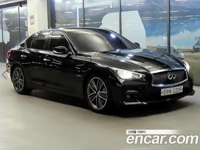 Infiniti Q50 3.5 Hybrid — пробег 228 506 км — фото 1 из 5