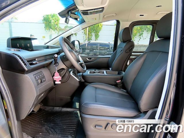 Hyundai Staria из Кореи Encar