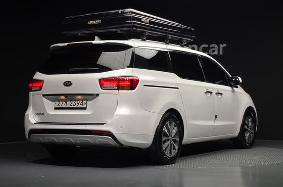 Kia Carnival 9-seater Luxury — пробег 167 370 км — фото 2 из 5