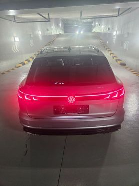 Volkswagen Touareg 3.0 TDI R-Line — пробег 20 км — фото 5 из 5