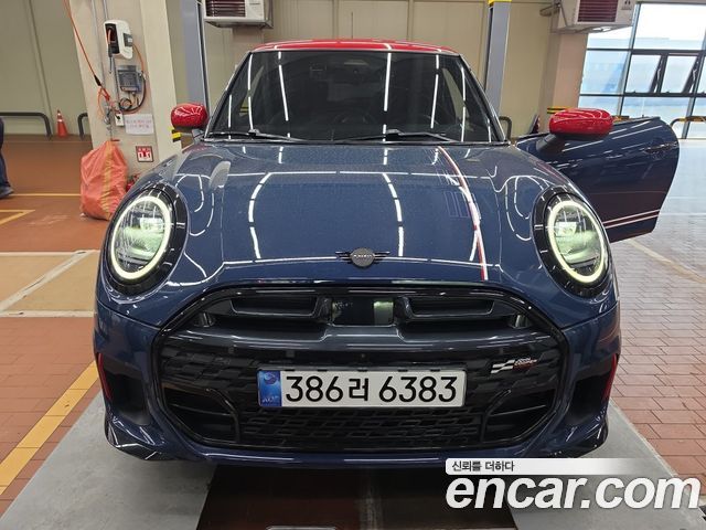 Mini Cooper JCW — пробег 7 002 км — фото 2 из 5