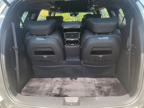Kia Carnival HEV 9-Seater Hi-Limousine (Special vehicle) — пробег 16 км — фото 5 из 5