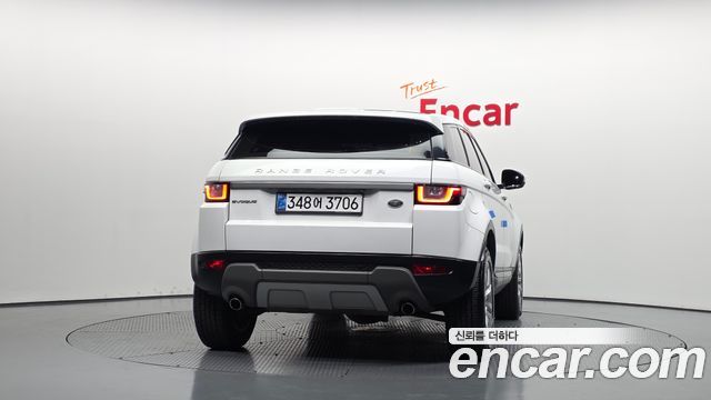 Land Rover Range Rover Evoque 2.0 TD4 SE — пробег 152 535 км — фото 4 из 5