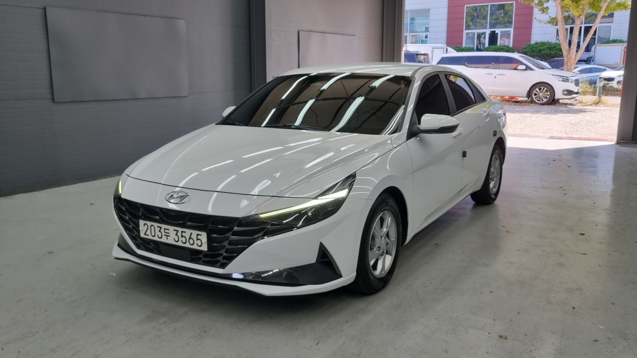 Hyundai AVANTE 1.6 Modern — пробег 95 263 км — фото 1 из 5