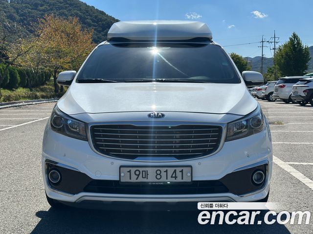 Kia Carnival из Кореи Encar