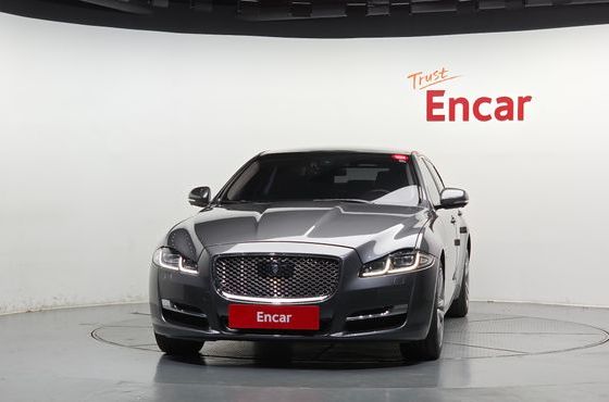 Jaguar XJ 3.0 SC AWD Portfolio LWB X351 — пробег 209 833 км — фото 3 из 5