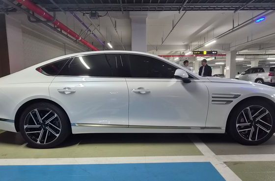Genesis G80 Gasoline 2.5 Turbo 2WD — пробег 32 826 км — фото 3 из 5