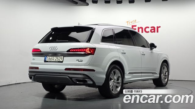 Audi Q7 45 TDI Quattro Premium — пробег 50 596 км — фото 2 из 5