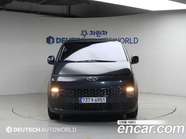 Hyundai Staria Tourer 11-Seater Modern — пробег 111 509 км — фото 3 из 5