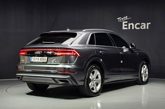 Audi Q8 45 TDI Quattro Premium — пробег 83 461 км — фото 2 из 5