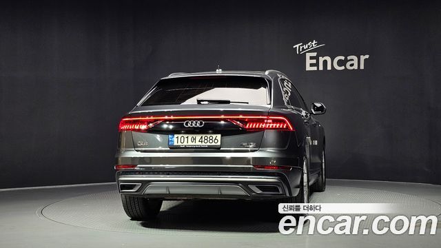 Audi Q8 45 TDI Quattro Premium — пробег 83 461 км — фото 4 из 5