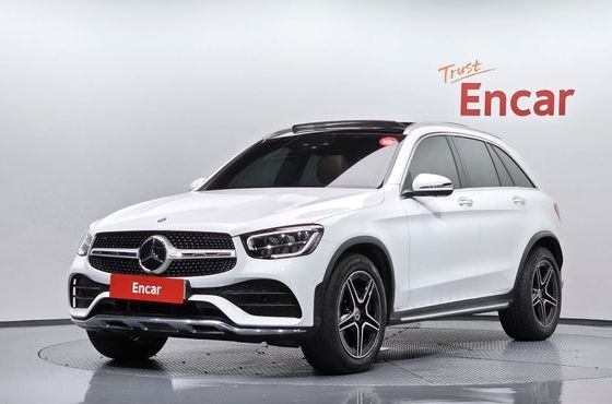 Mercedes-Benz GLC-Class GLC300 4MATIC — пробег 35 813 км — фото 1 из 5