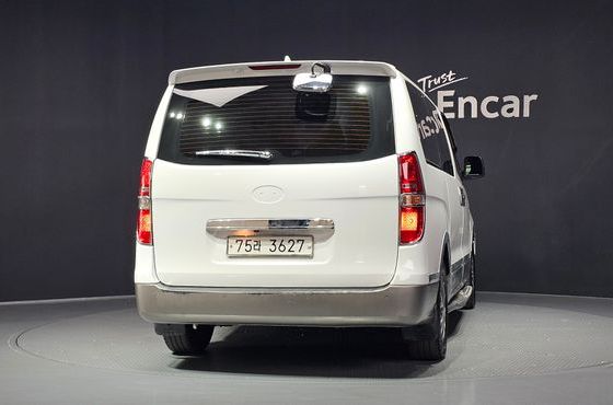 Hyundai Starex 11-Seater Wagon Modern Special — пробег 75 186 км — фото 4 из 5