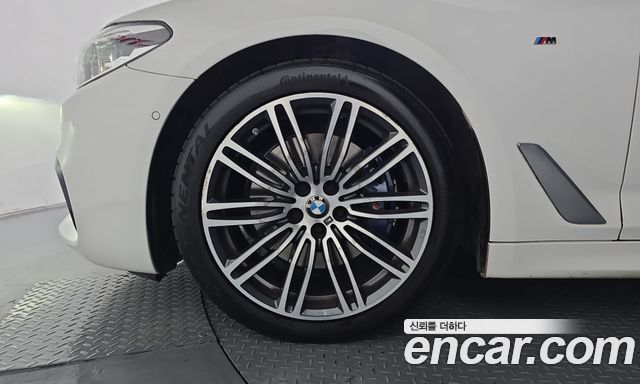 BMW 5-Series 530i M Sport Package Plus — пробег 91 442 км — фото 5 из 5
